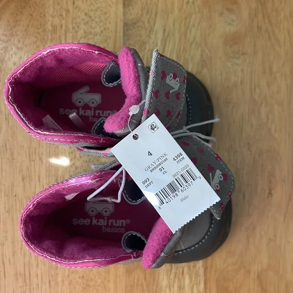 NWT Gray pink little girl baby boots - Picture 2 of 8